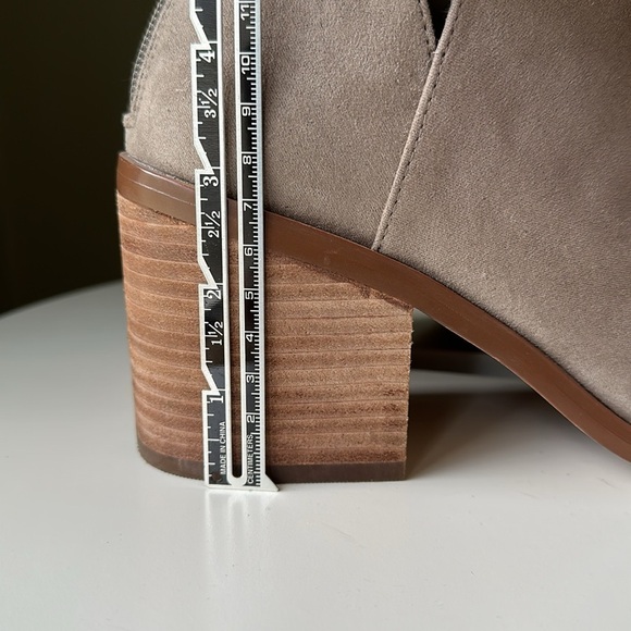 Nordstrom BP. Brynne Pointed Toe Faux Suede Ankle Boots, Chestnut,  MSRP$90 - Picture 8 of 14